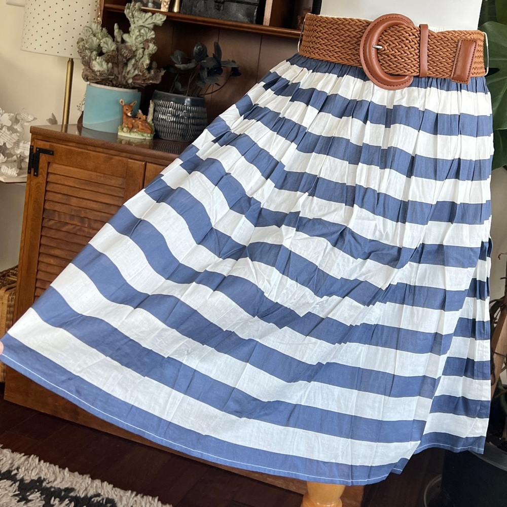 *Remain Knee Length Striped Blue & White Skirt with Brown Woven Wide Belt S - Picture 7 of 11